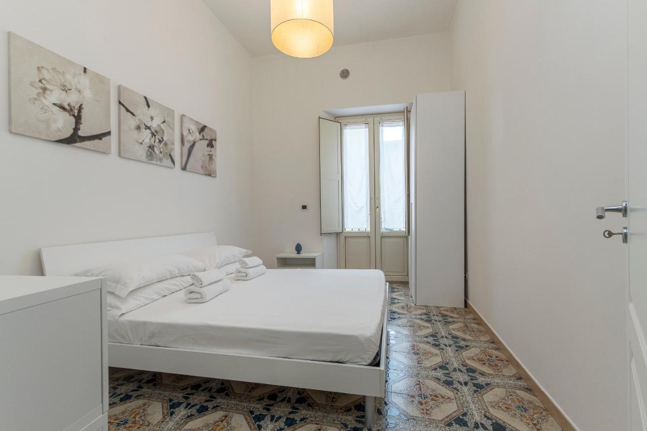 Elegant Apartment In タオルミーナ エクステリア 写真